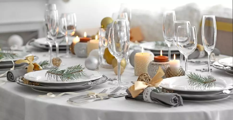 10 lessons to set an exceptional New Year’s table